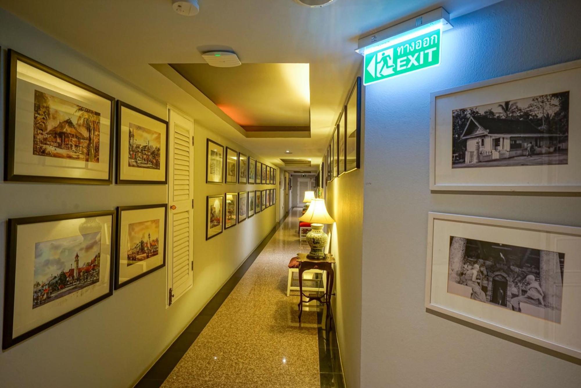 At Pingnakorn Nimman Hotel Chiang Mai Exterior photo